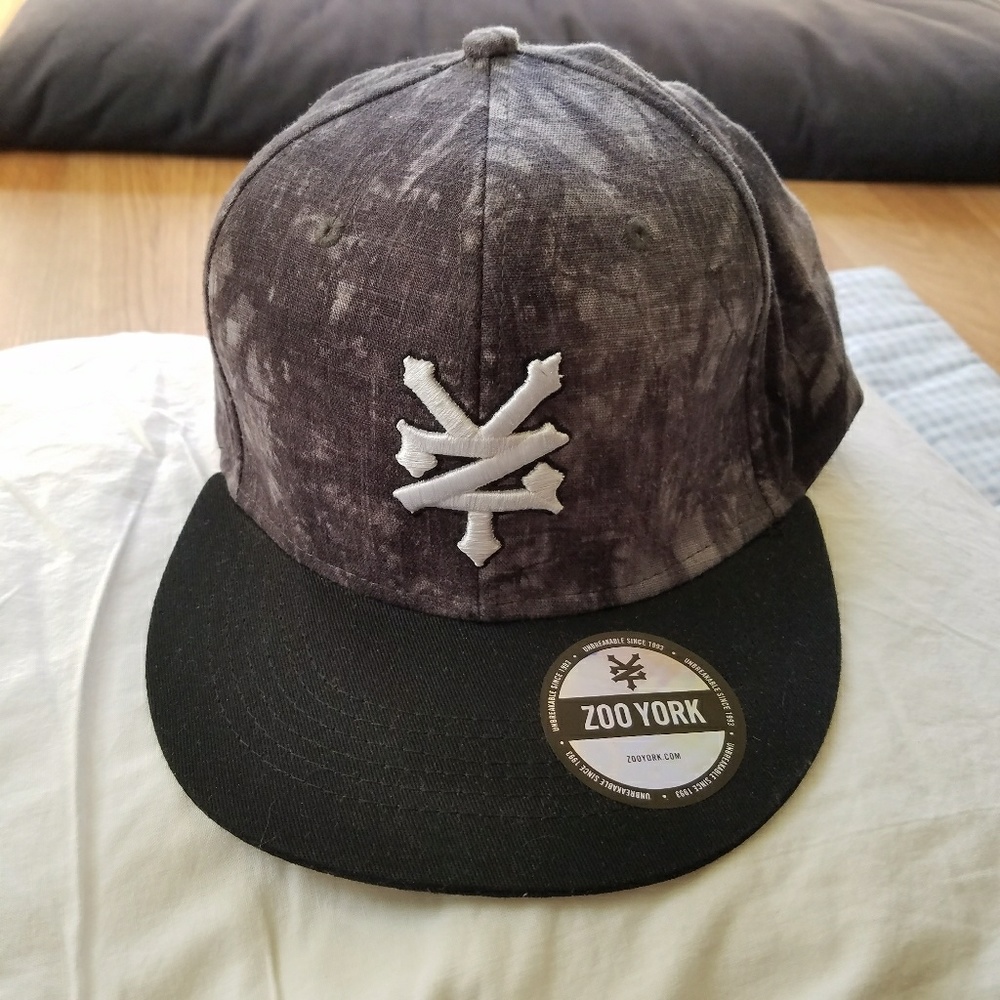 Brand new, zoo york hat. No tags, but it is unused